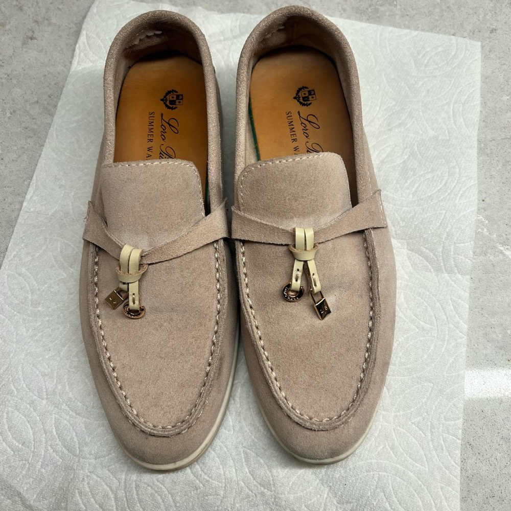 Authentic Summer Charms Walk Suede Loafers size 36